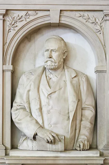 Denkmal für Josef Stefan im Arkadenhof der Universität Wien, gestaltet von Anton Schmidgruber, enthüllt 1896