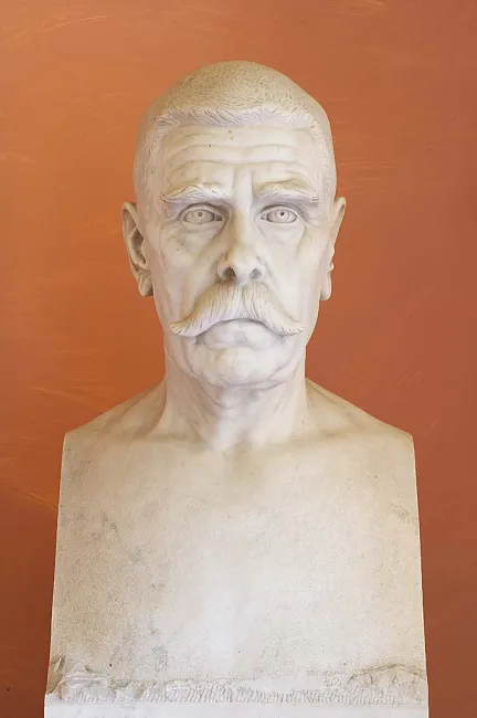 Denkmal für Julius Wagner-Jauregg (1857–1940) im Arkadenhof der Universität Wien, gestaltet von Josef Müllner
