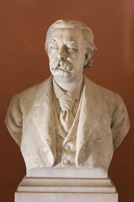 Denkmal für Adalbert Duchek (1824–1882) im Arkadenhof der Universität Wien, gestaltet von Josef Grünhut, enthüllt 1901
