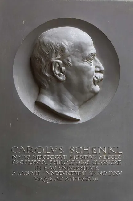 Denkmal für Karl Schenkl (1827–1900) im Arkadenhof der Universität Wien, gestaltet von Stefan Schwartz, enthüllt 1919