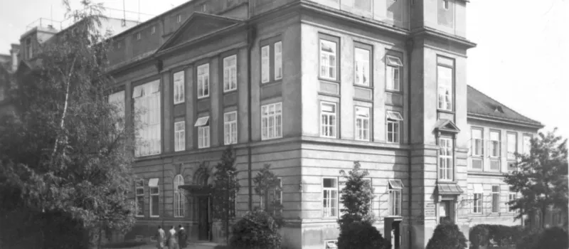 Areal „Neue Kliniken“: Kinderklinik Pirquet (Universitäts-Kinderklinik)