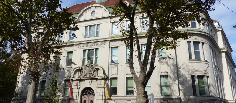 Gebäude der Fakultät für Chemie der Universität Wien, Währinger Straße 38 (Zweites Chemisches Institutsgebäude)